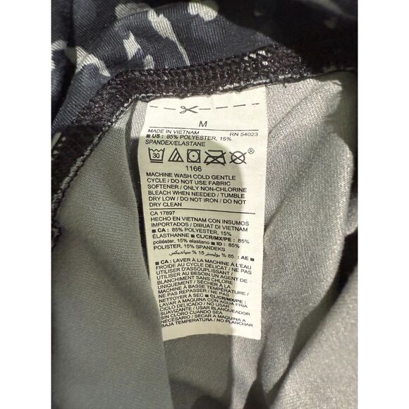 Old Navy Active - Elevate Legging - Go Dry - Medium EUC - Picture 3 of 4